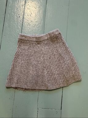 Zara girls Soft Ribbed Knit Mini Skirt - gray size 9/10
